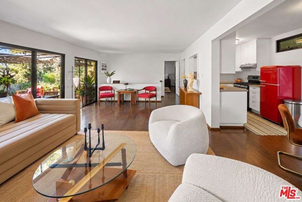 7432 Woodrow Wilson Drive, Los Angeles