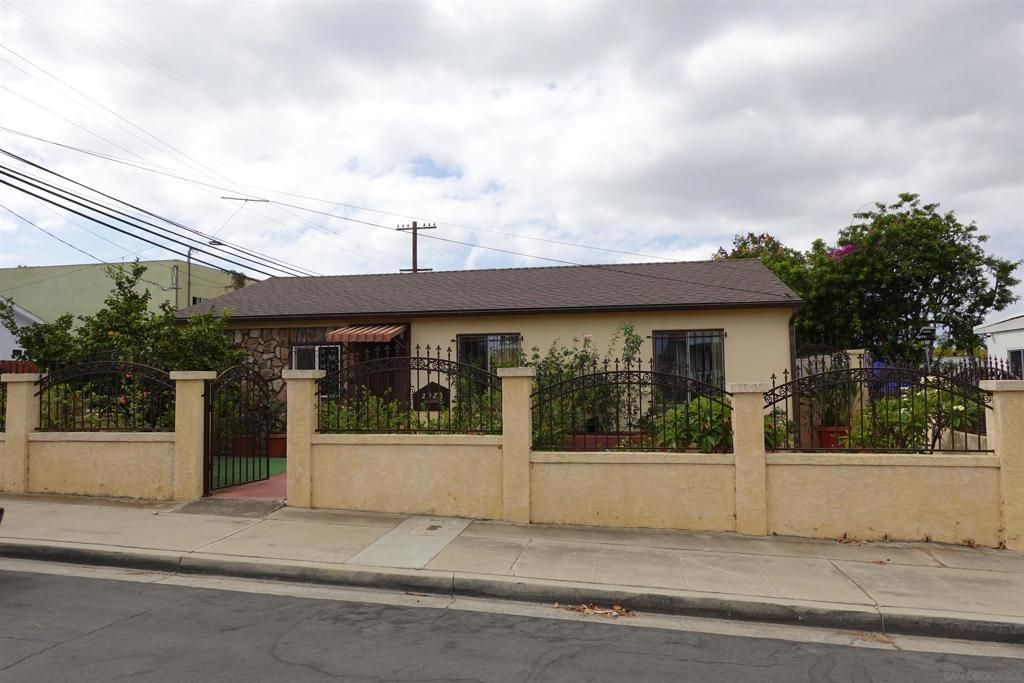 2920 Dahlia, San Diego