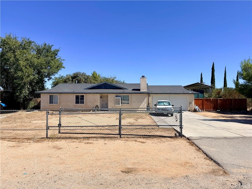 12839 Running Deer Road, Apple Valley