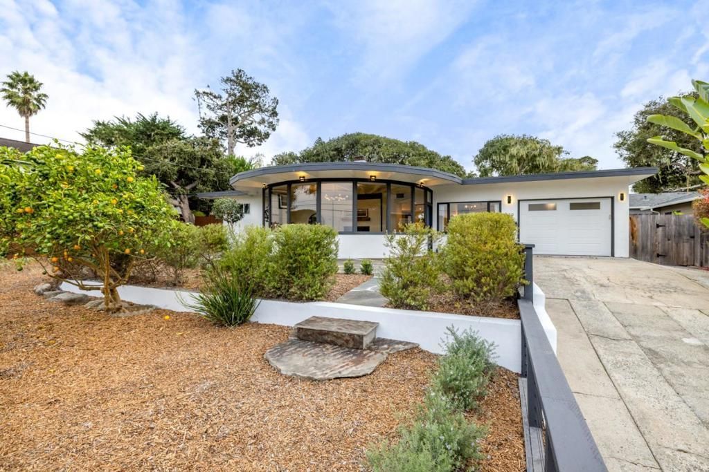 839 Newton Street, Monterey