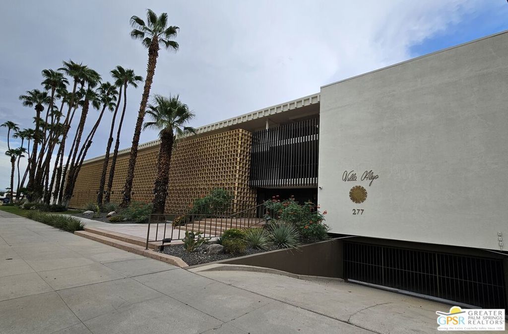 277 E Alejo Road # 220, Palm Springs