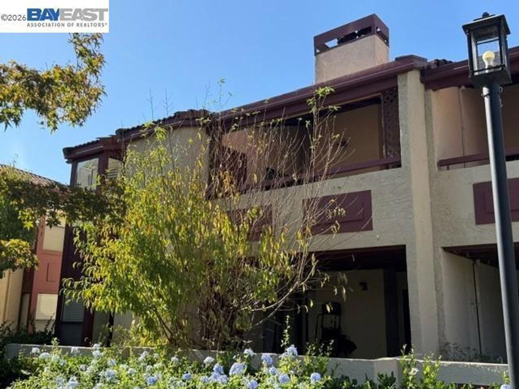 1391 Monument Blvd # #18, Concord