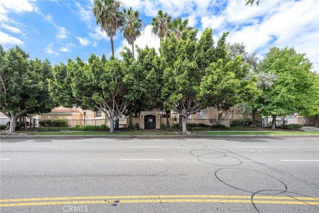 16001 S Vermont # 54, Gardena
