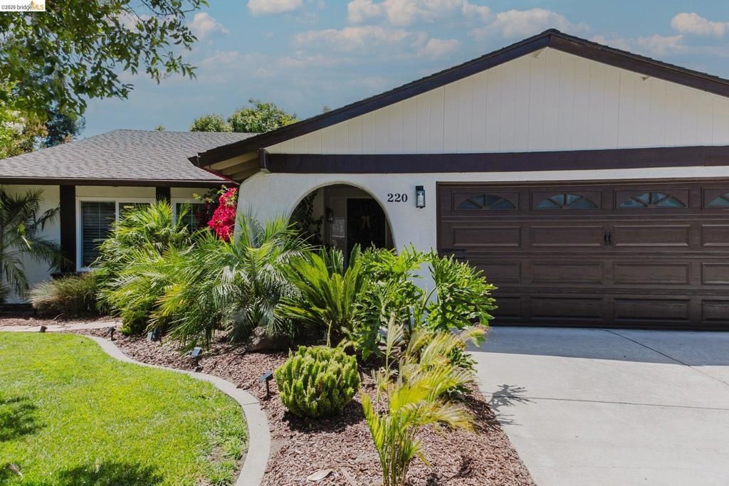 220 Yosemite Dr, Livermore