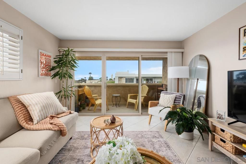 7635 Eads Ave # 306, La Jolla