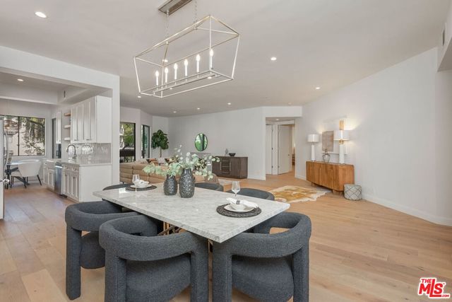 11628 Montana Avenue # 201, Los Angeles