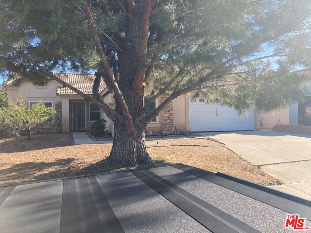 2619 W Windhaven Drive, Rialto