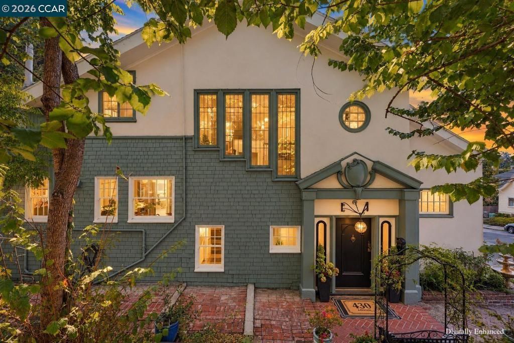 430 Adams St, Oakland