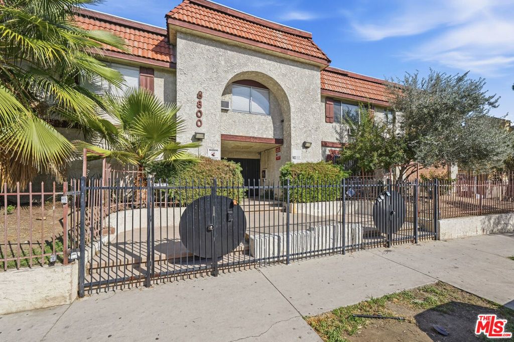 8800 Cedros Avenue # 212, Panorama City