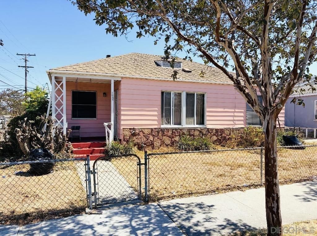 1053 Woodlawn Ave, Chula Vista