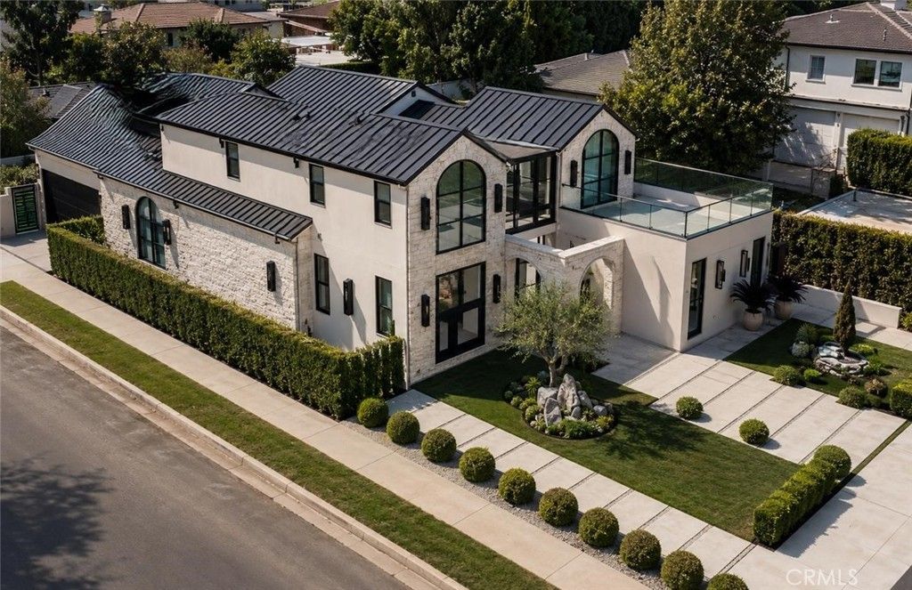 2055 Parnell, Los Angeles