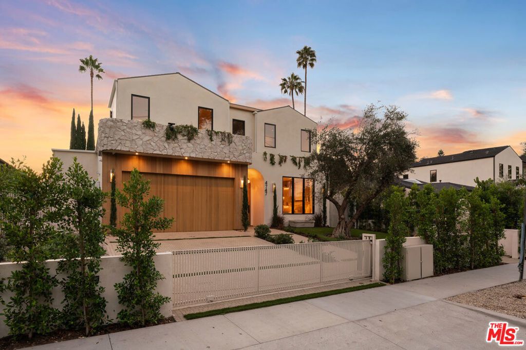 4747 Firmament Avenue, Encino