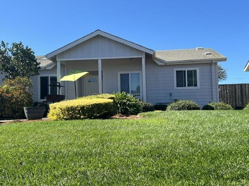 15086 Carbonero Street, Salinas