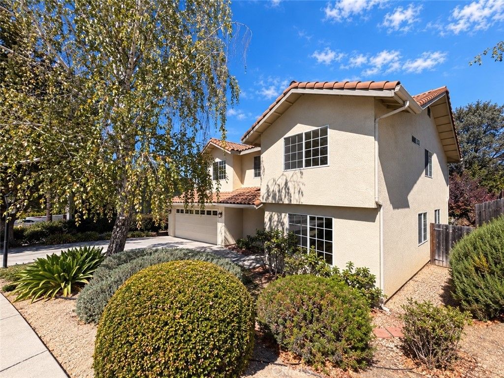113 El Dorado Court, Paso Robles