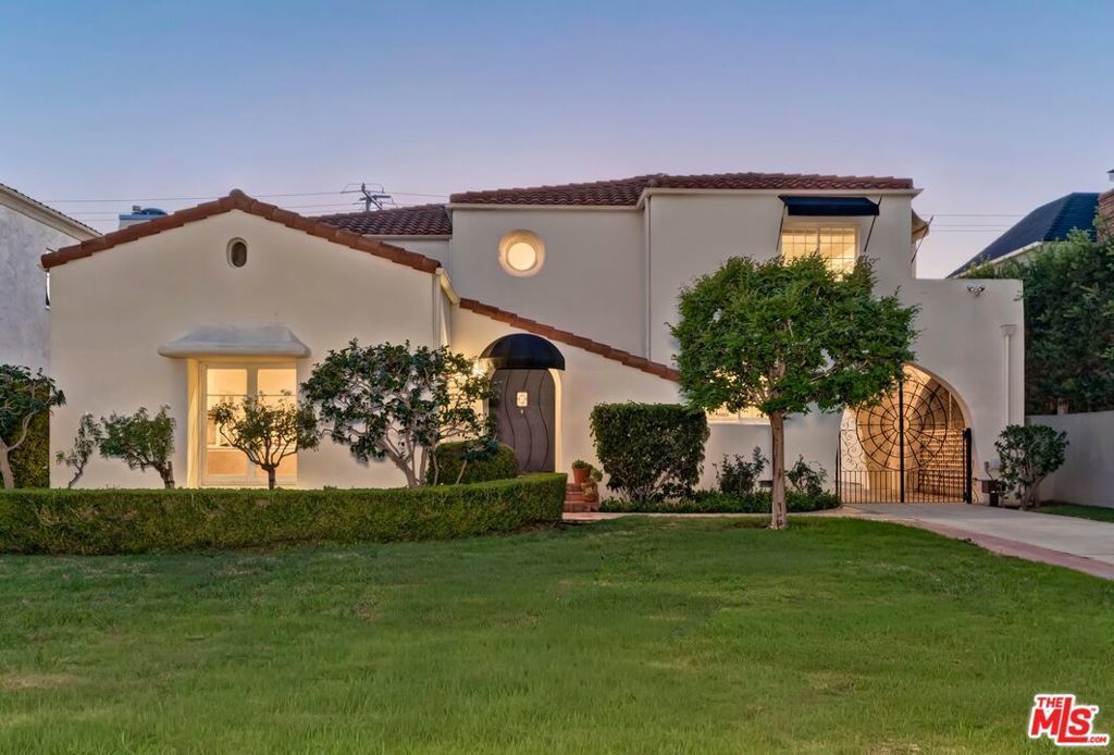 219 S Mccarty Drive, Beverly Hills