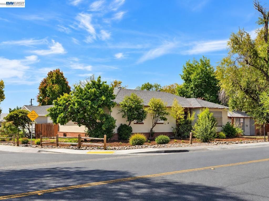 2305 Tennessee St, Vallejo