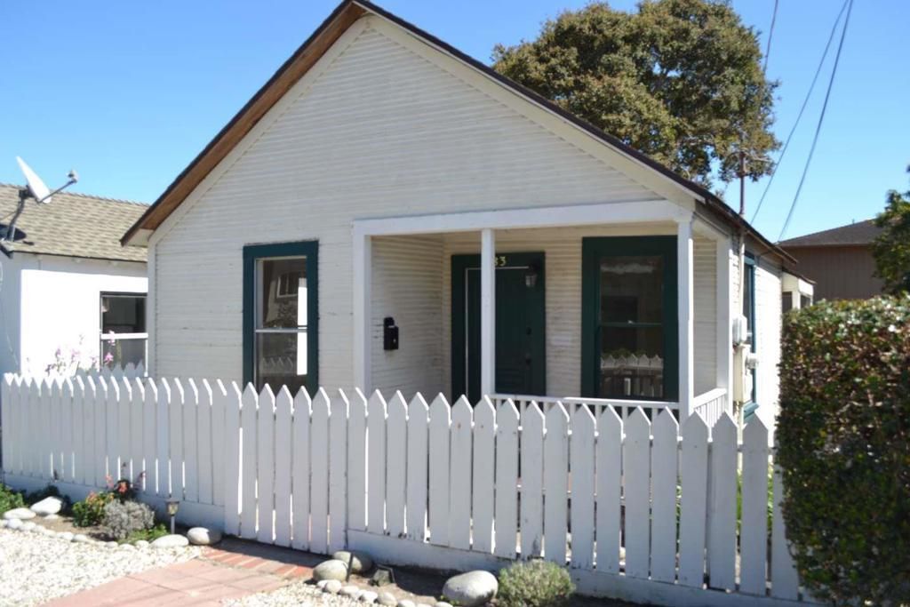 383 Clay Street, Monterey