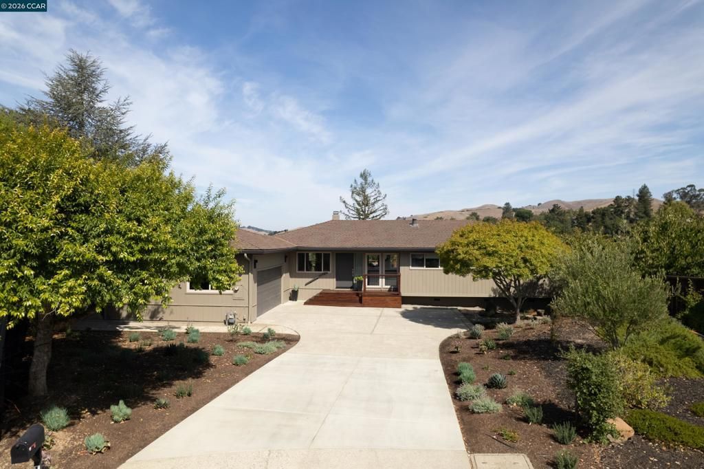 158 Fairfield Pl, Moraga