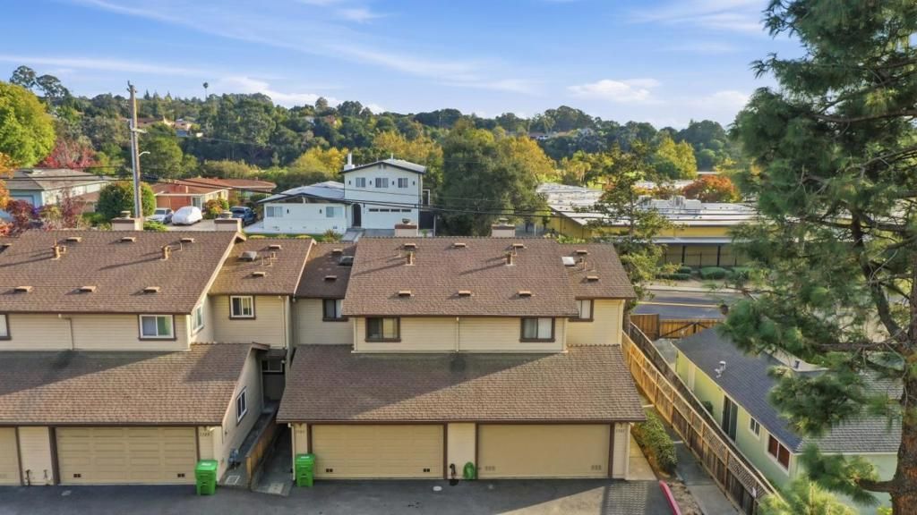 1701 Calais Court, Hayward