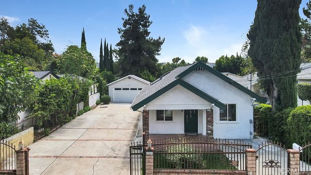 4950 Aldama, Los Angeles