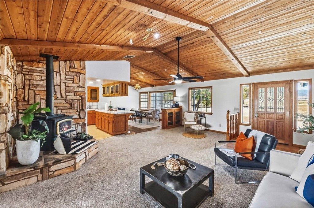 8327 W Avenue I, Lancaster