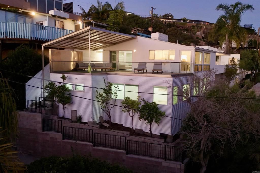5628 Linda Rosa, La Jolla
