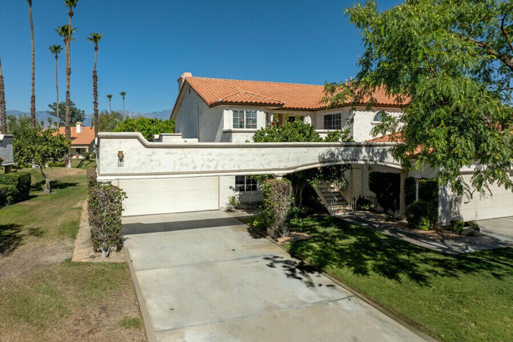 191 Desert Falls Drive E, Palm Desert