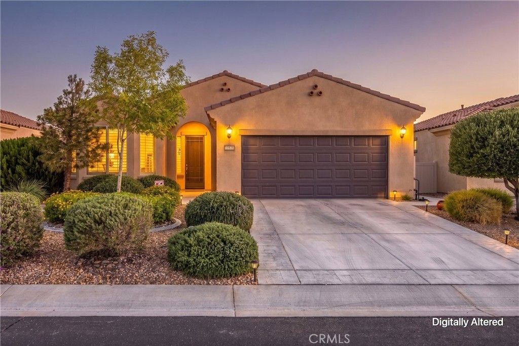 10838 Phoenix, Apple Valley