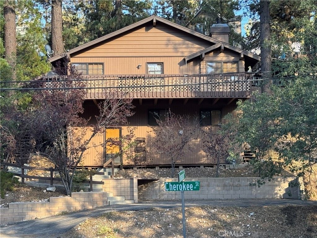 1010 Cherokee Street, Fawnskin
