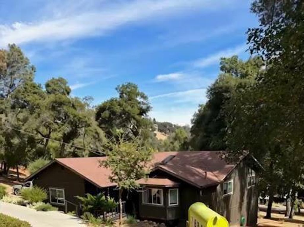 7886 Soda Bay Road, Kelseyville