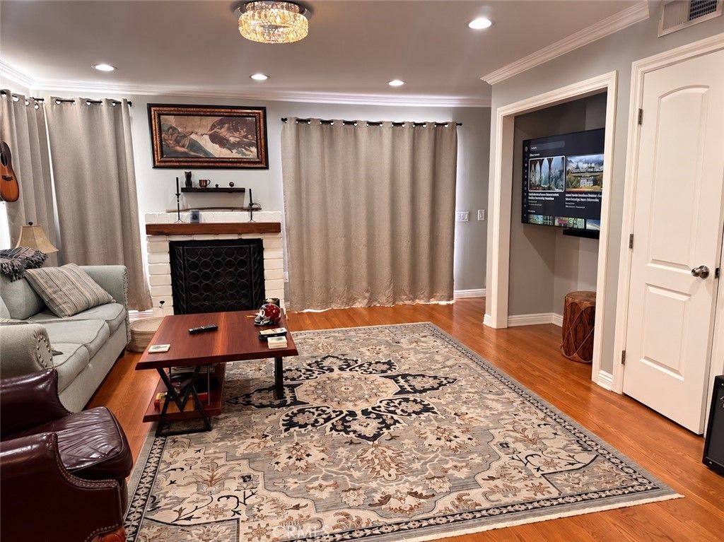 14435 Valerio # 15, Van Nuys