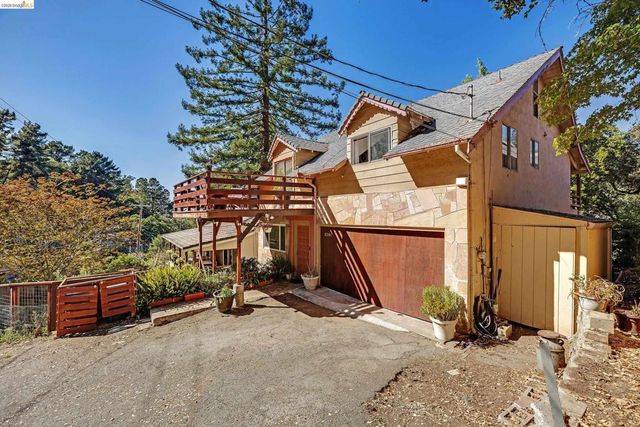 6501 Oakwood Dr, Oakland