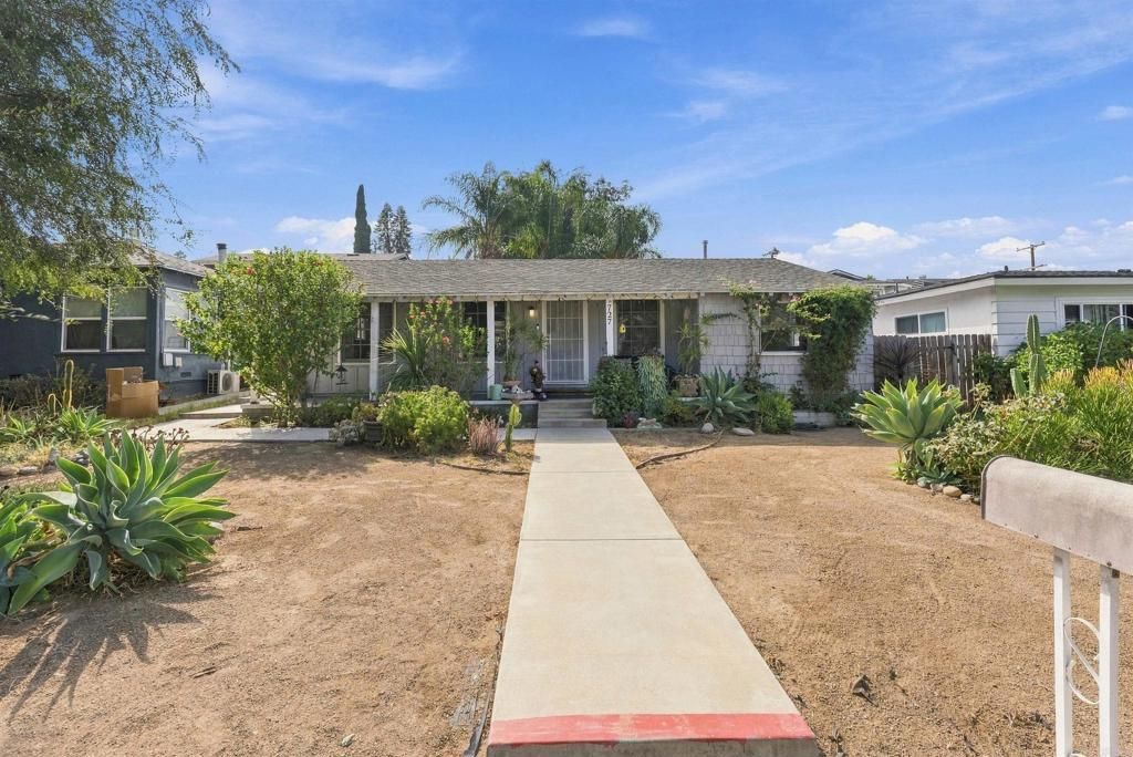 727 E 2nd Ave, Escondido