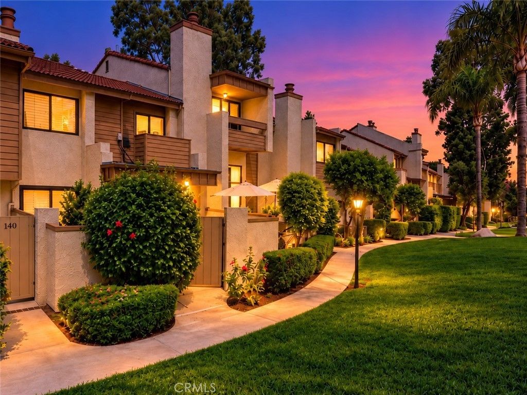 21500 Califa # 141, Woodland Hills