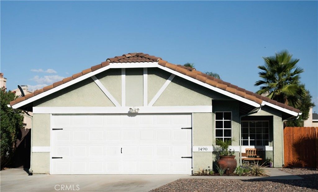 1490 Fallbrook Avenue, Hemet