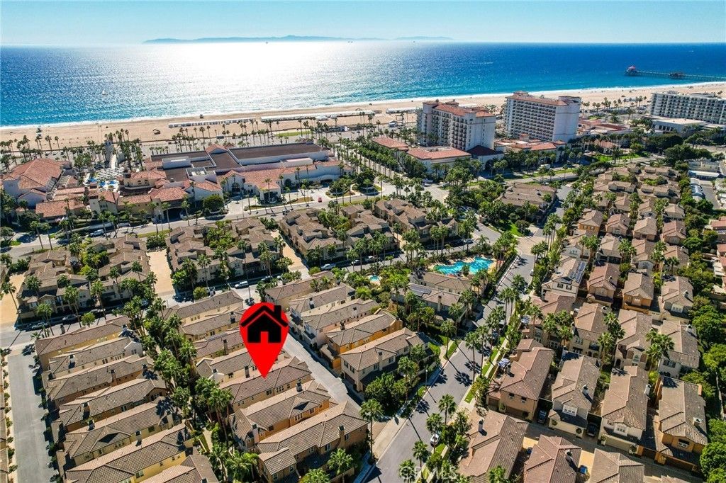 21306 Balerma, Huntington Beach