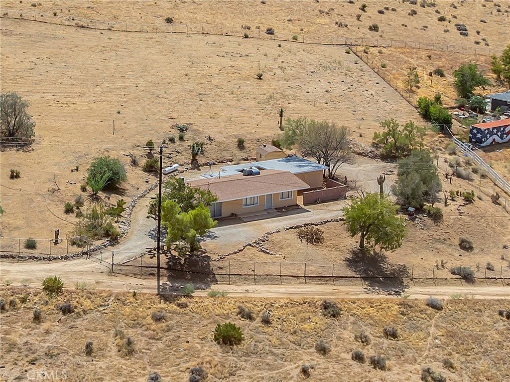 9838 Buena Vista Street, Apple Valley
