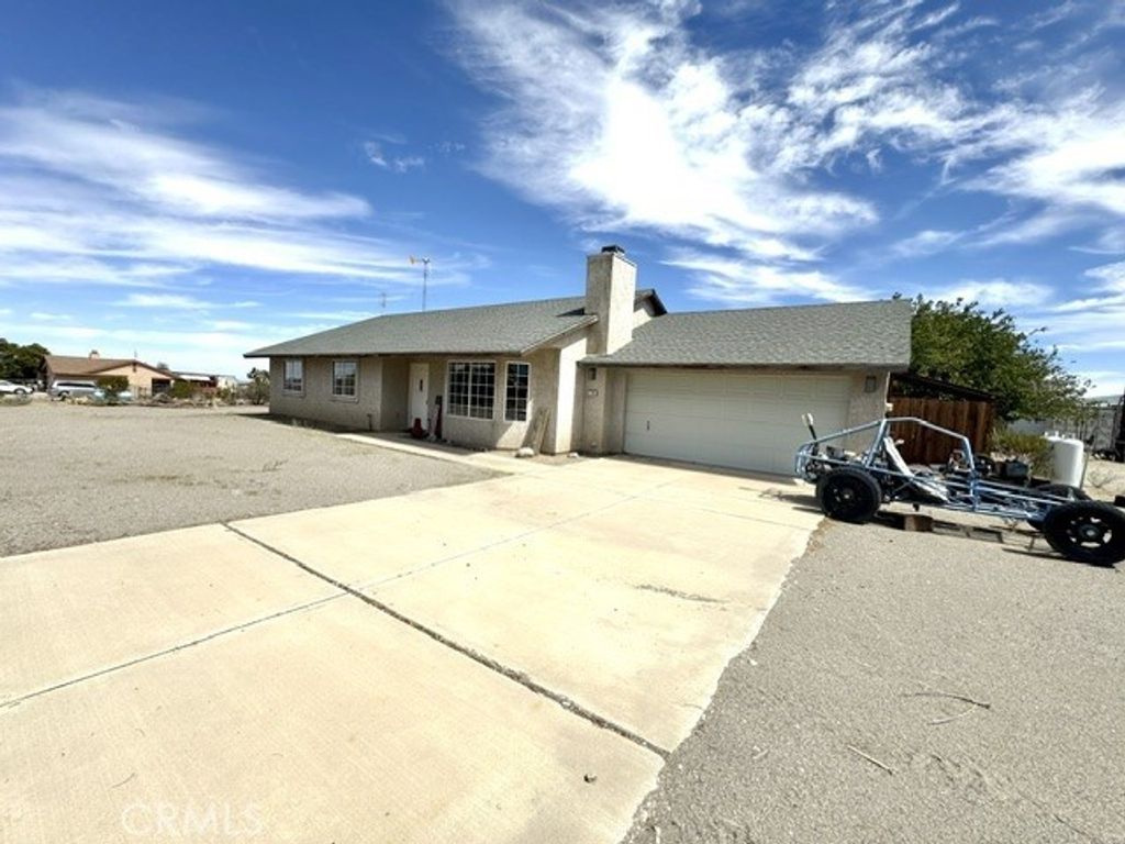 12285 Riggins Road, Phelan