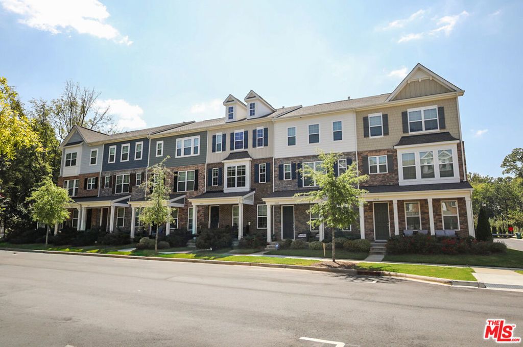 15025 Camus Court, 