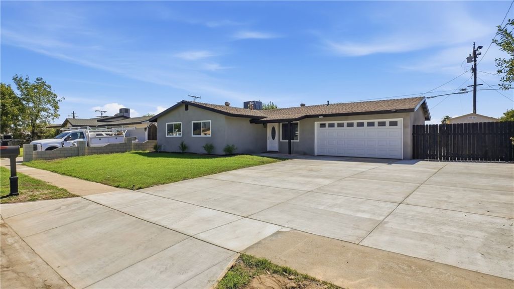 555 W Morgan, Rialto