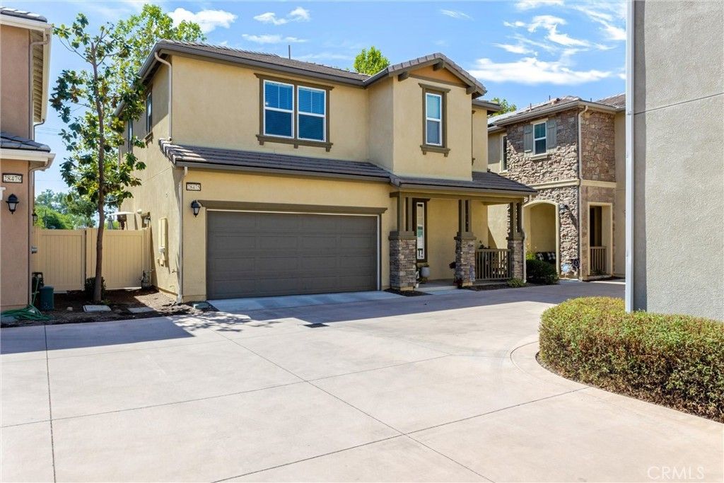 28475 Sunflower, Highland