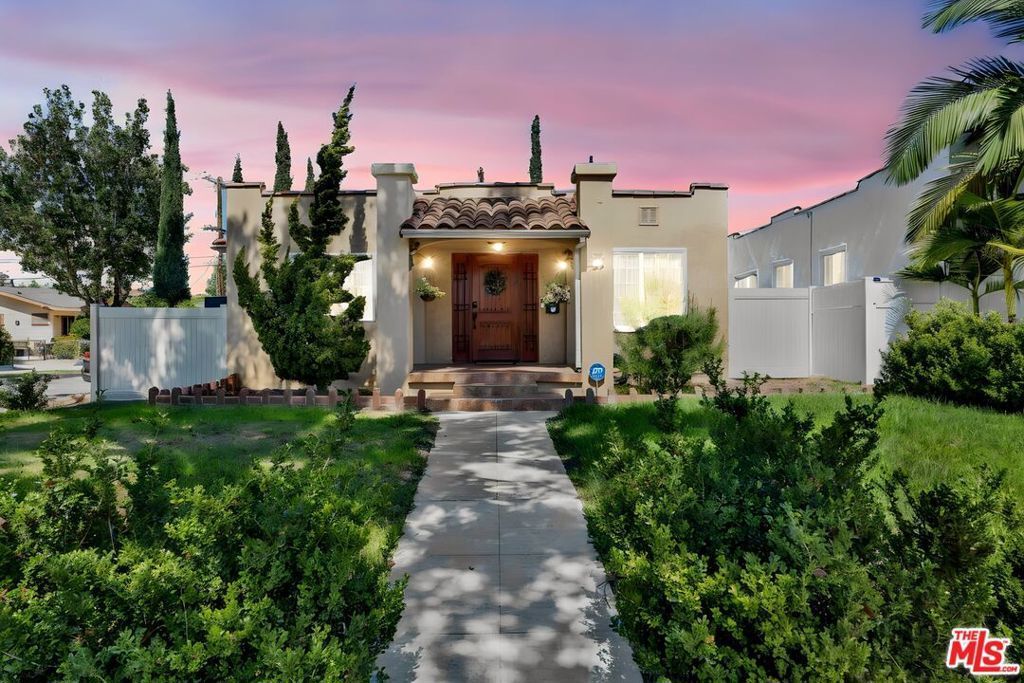 529 W Wilson Avenue, Glendale