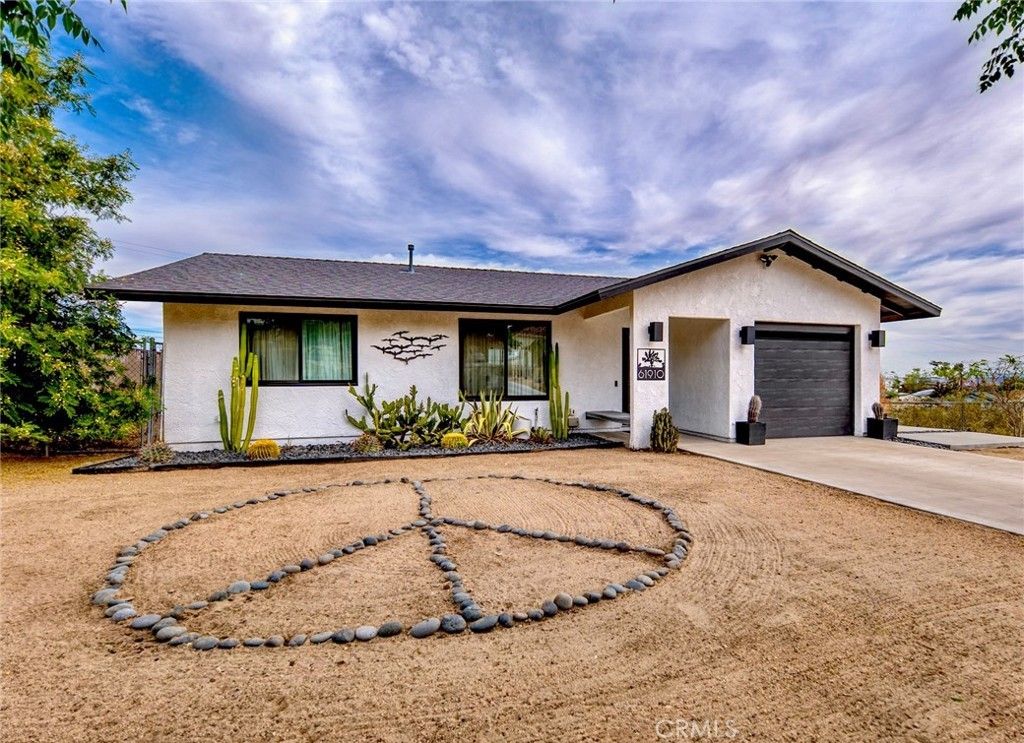 61910 Sunburst Circle, Joshua Tree