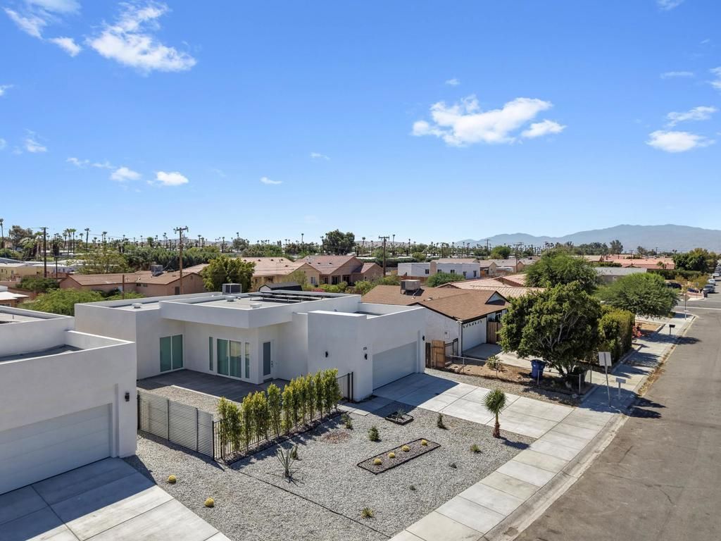 15480 Avenida Rambla, Desert Hot Springs