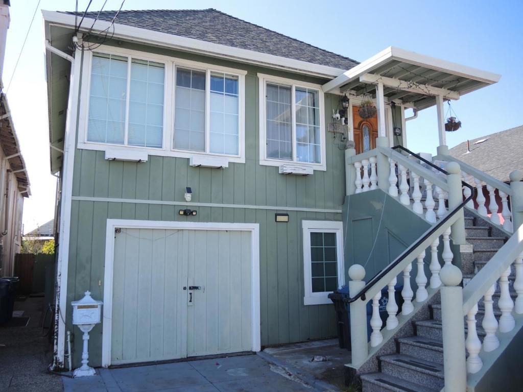 136 Mateo Avenue, Daly City