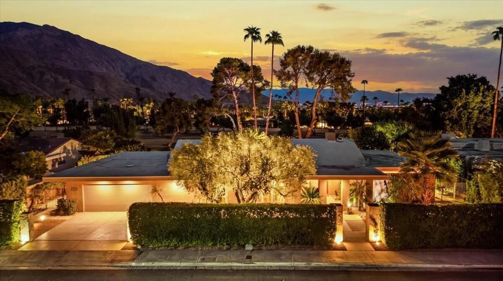 1550 E Murray Canyon Drive, Palm Springs