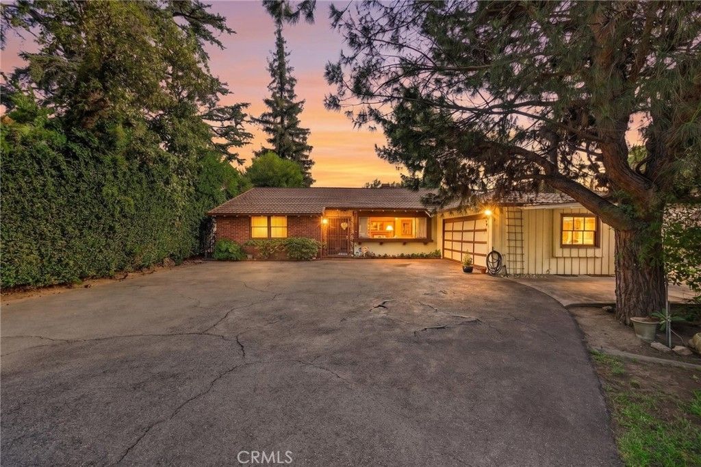 36 E Longden Avenue, Arcadia