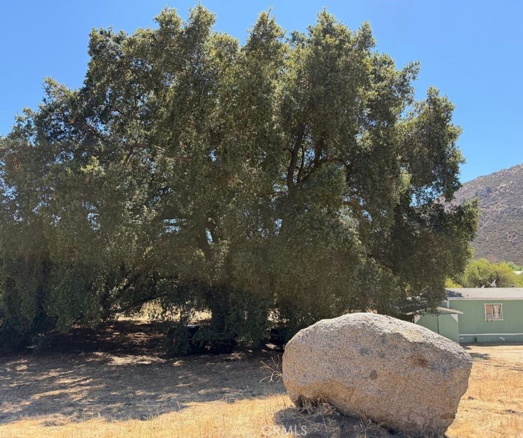 37525 E Benton Road, Temecula