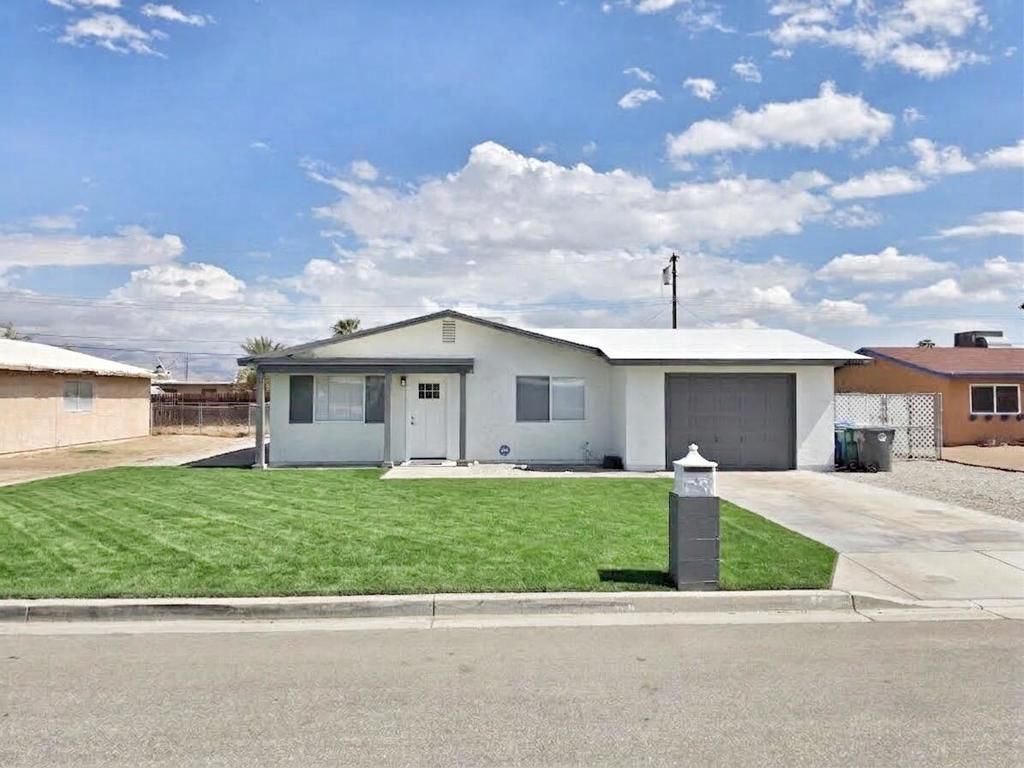 43186 Nairobi Drive, Indio