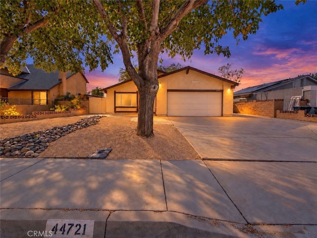 44721 Benald Street, Lancaster